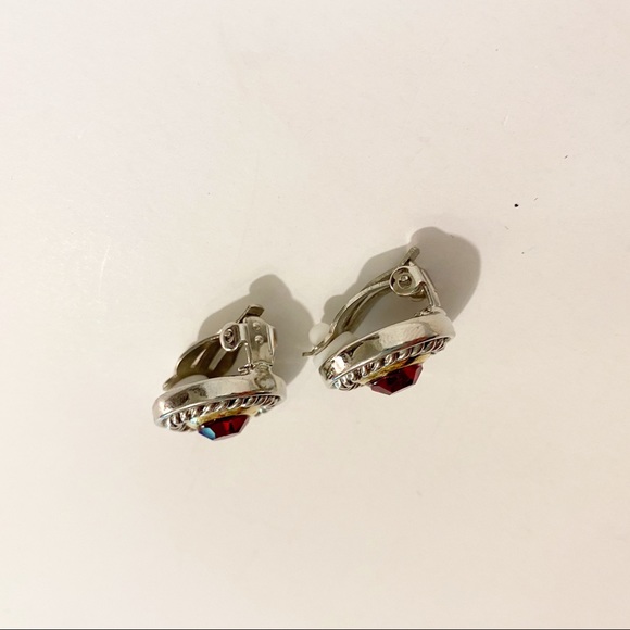 💕Classic Two Tone Red Jewel Clip Earrings NWT OS - Picture 4 of 6